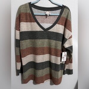 True Self v neck women’s pullover in fall colors